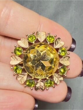 Vintage Yellow Stone Brooch Pendant Gold Tone Heart Leaf Rhinestone Pin